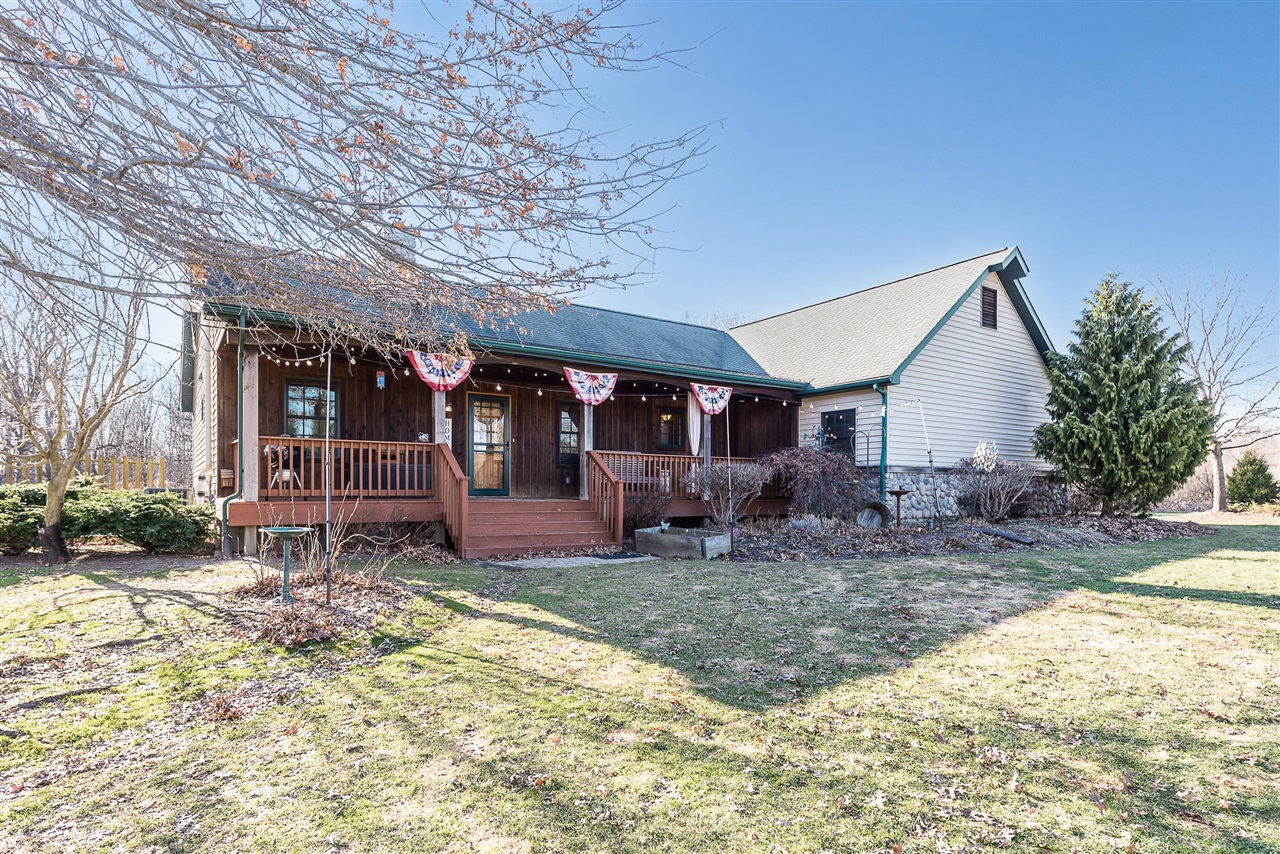 Homes for sale in Stockbridge, MI | 3534 Dexter Trl, Stockbridge, MI 49285 | MLS# 70518773