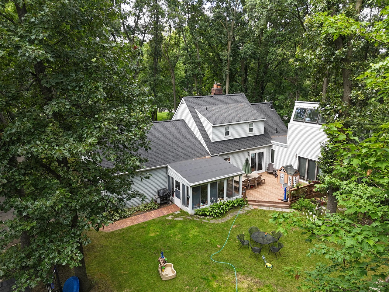 96 Windingwood Drive, Kalamazoo, MI, 49009-9143