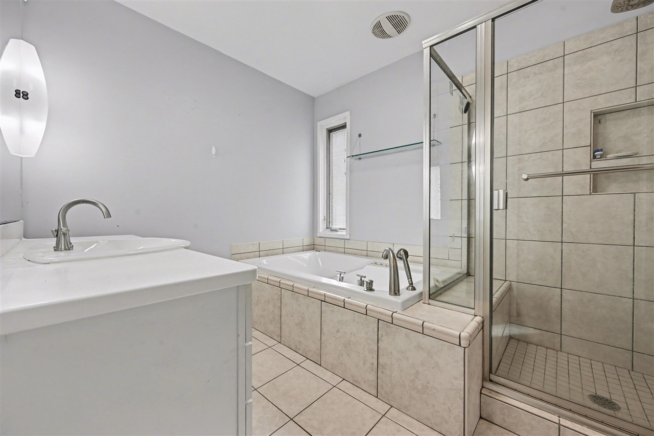 96 Windingwood Drive, Kalamazoo, MI, 49009-9143