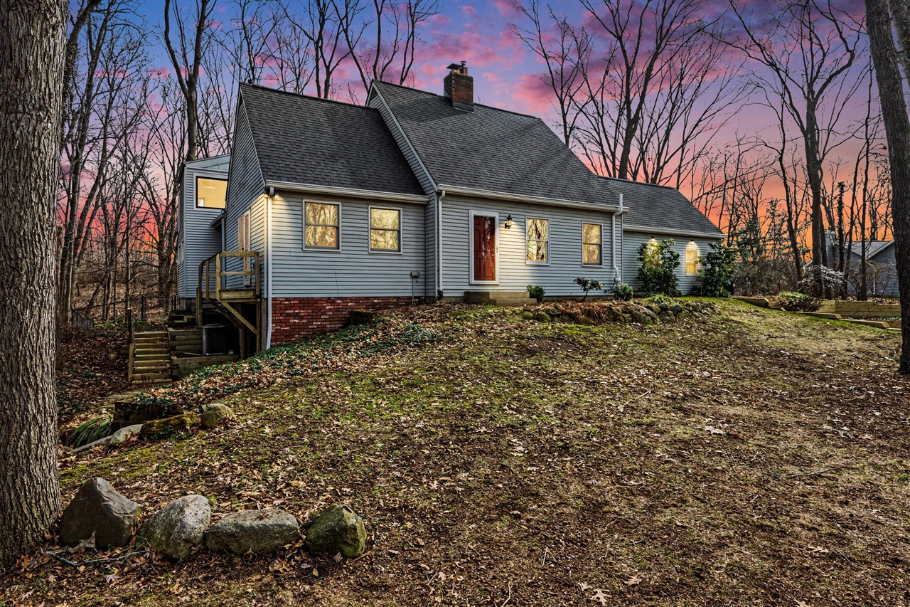 96 Windingwood Drive, Kalamazoo, MI, 49009-9143