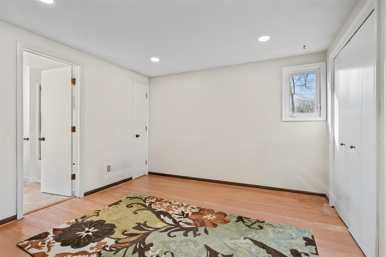 96 Windingwood Drive, Kalamazoo, MI, 49009-9143