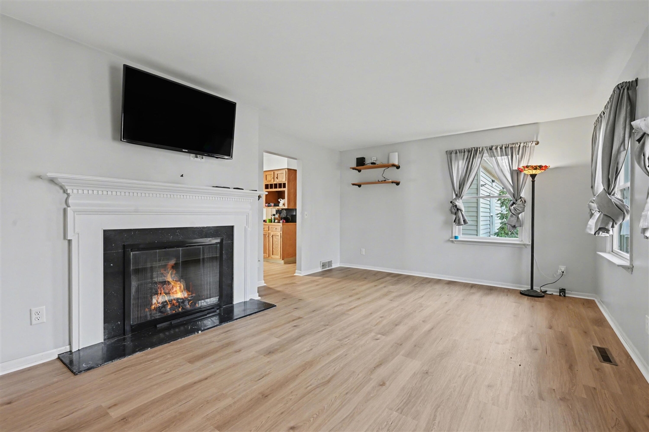 96 Windingwood Drive, Kalamazoo, MI, 49009-9143