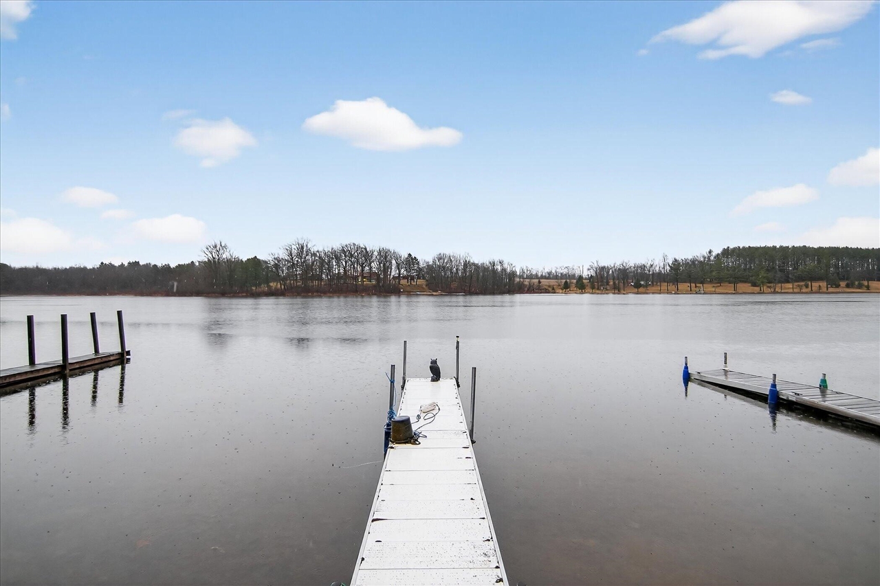 9621 Lakeview Drive, Jerome, MI, 49249-9441