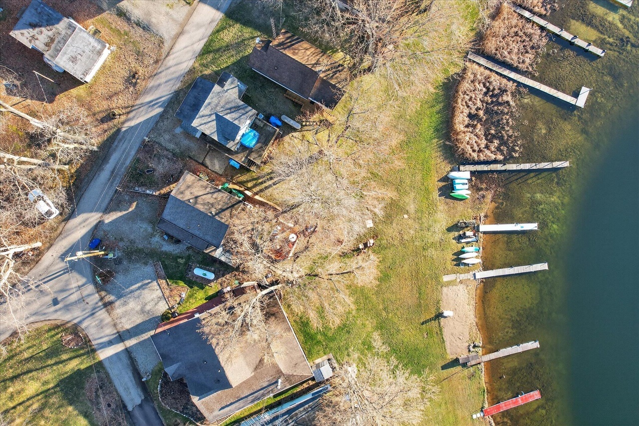 9621 Lakeview Drive, Jerome, MI, 49249-9441