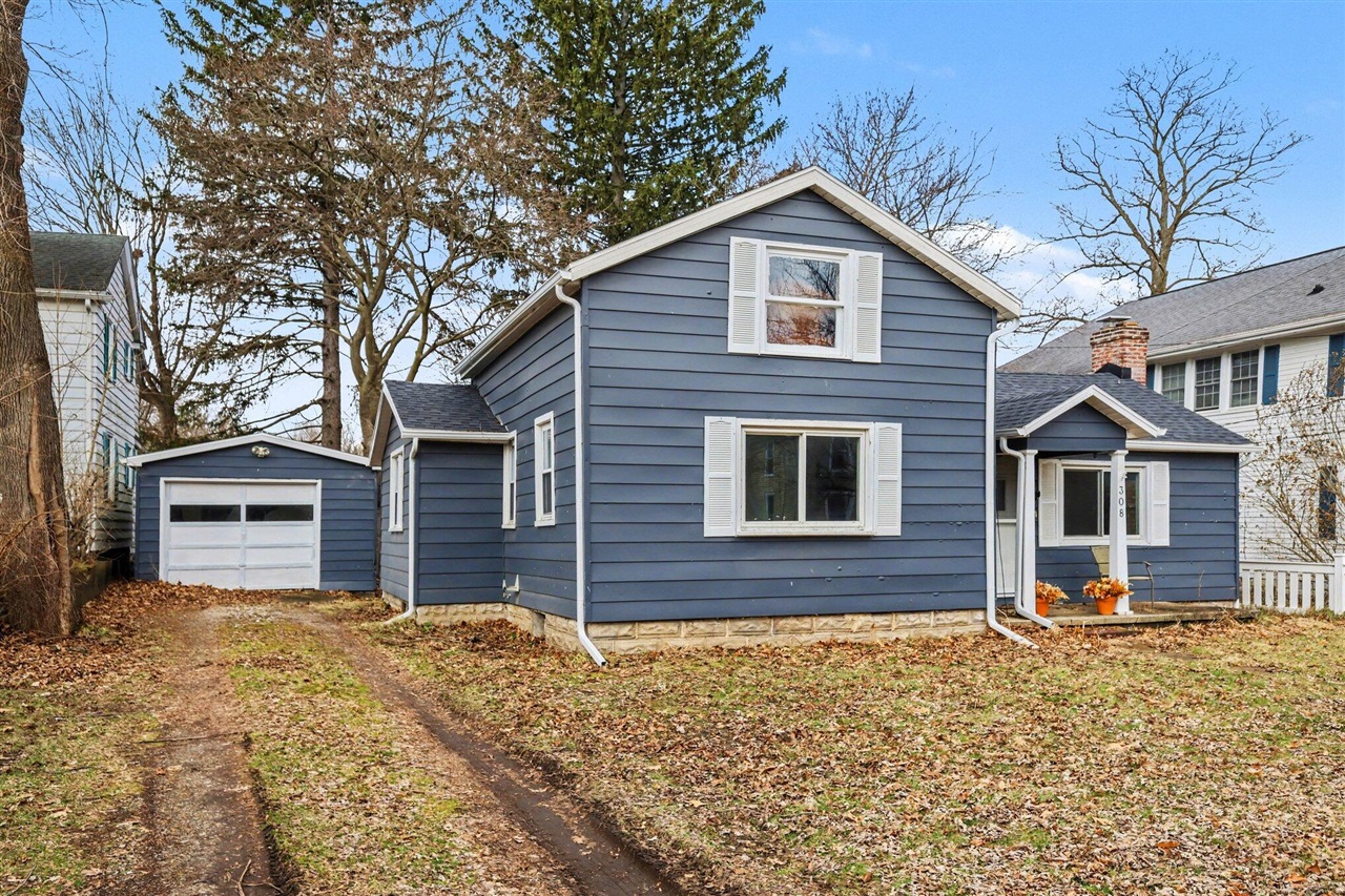 308 S Center Street, Stockbridge, MI, 49285-9111