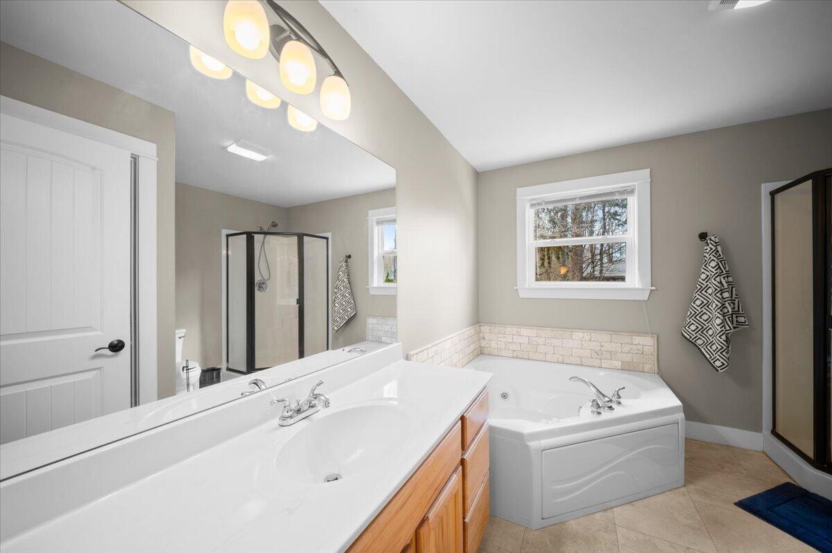 863 Cedar Woods Trail, Muskegon, MI, 49441-5984