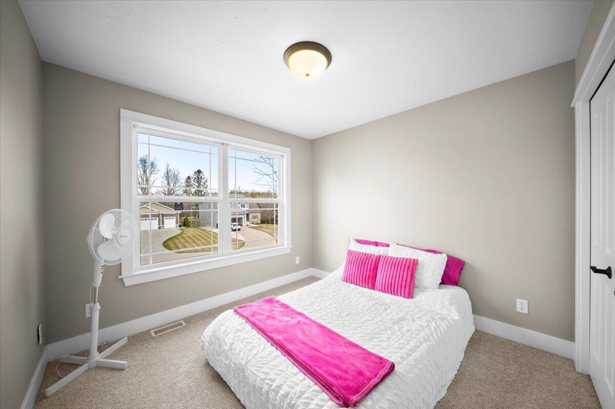 863 Cedar Woods Trail, Muskegon, MI, 49441-5984