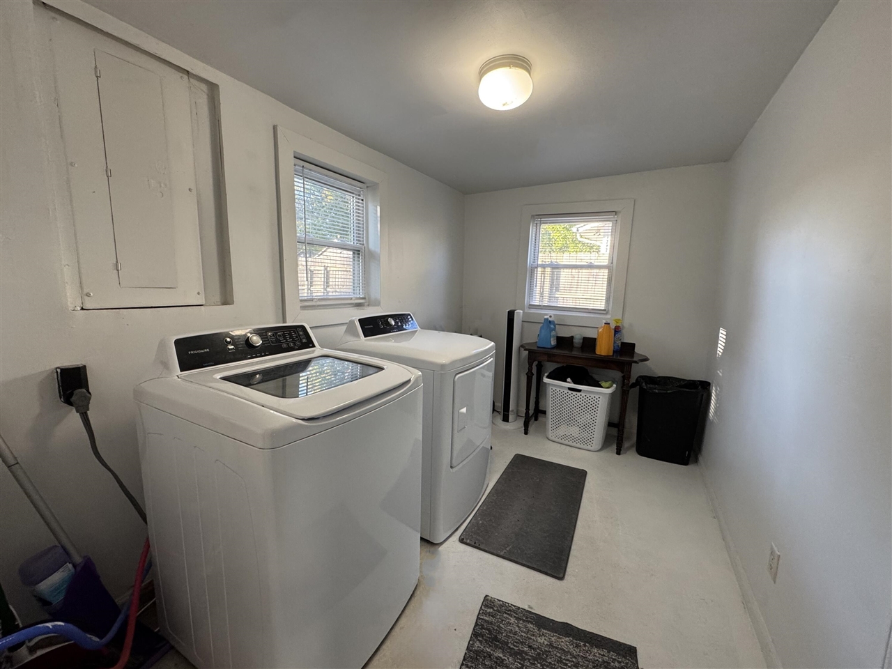 2420 Floral Drive, Niles, MI, 49120-4570