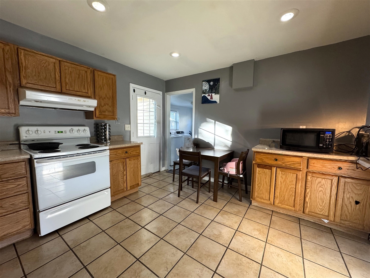 2420 Floral Drive, Niles, MI, 49120-4570