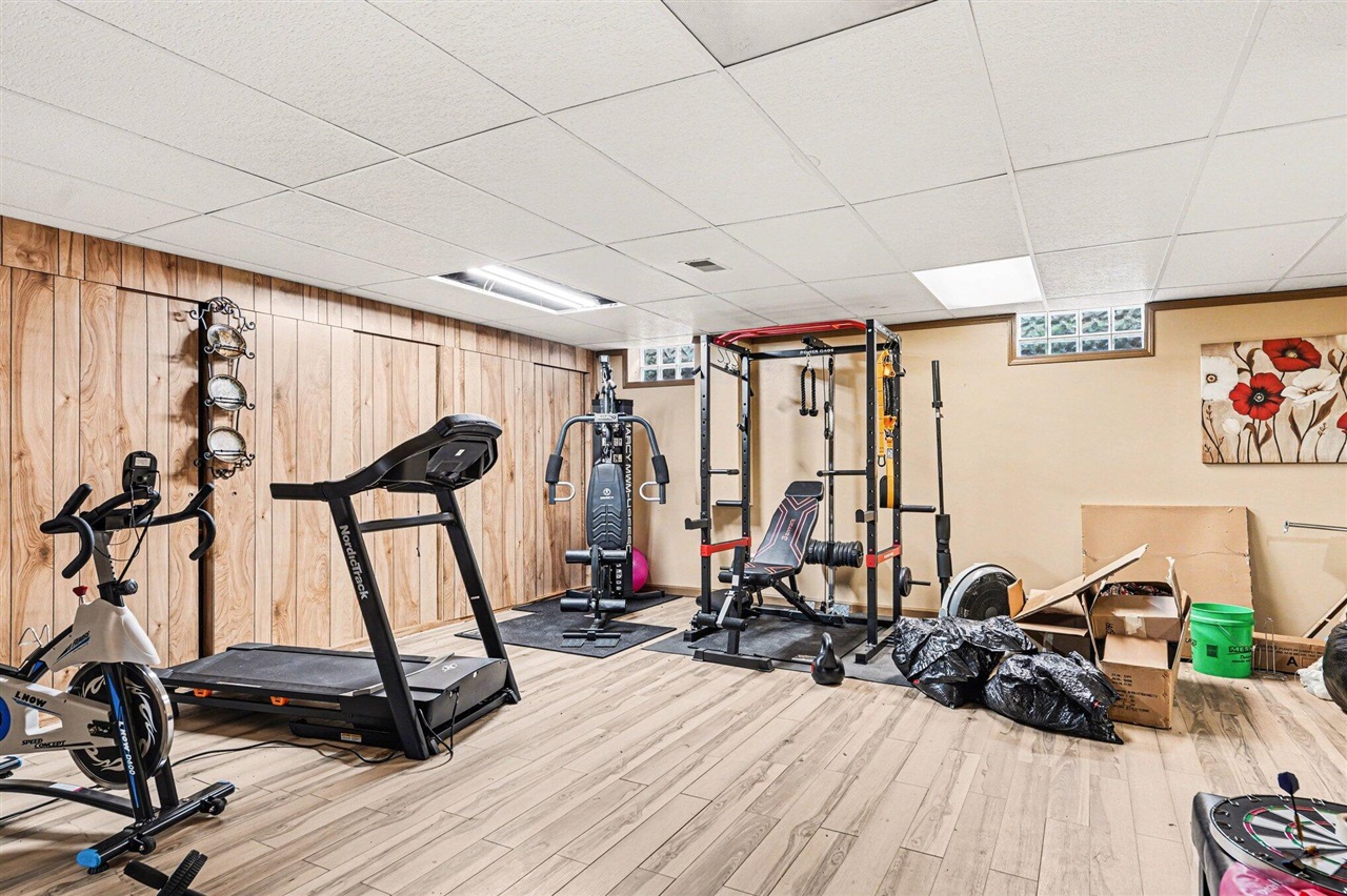 145 Pleasantview Drive, Battle Creek, MI, 49017-3327