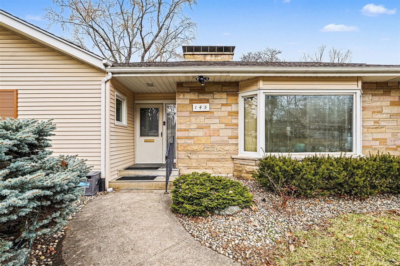 145 Pleasantview Drive, Battle Creek, MI, 49017-3327