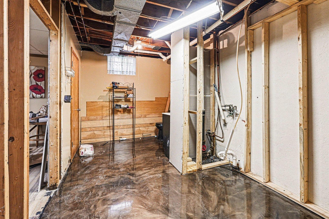 145 Pleasantview Drive, Battle Creek, MI, 49017-3327