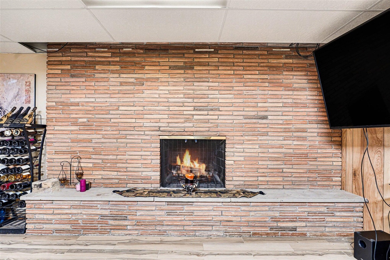 145 Pleasantview Drive, Battle Creek, MI, 49017-3327