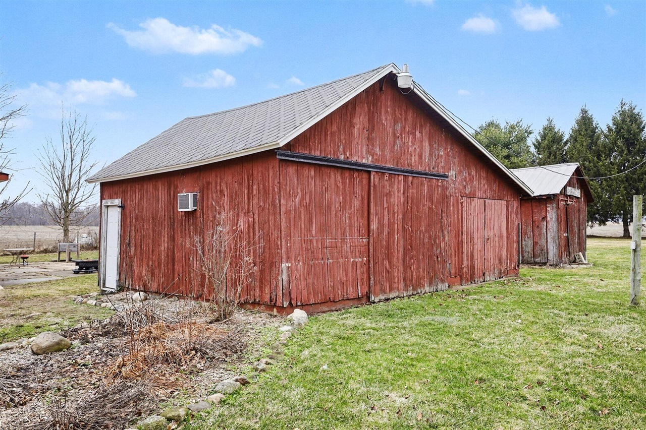 89836 23rd Street, Schoolcraft, MI, 49087-9602