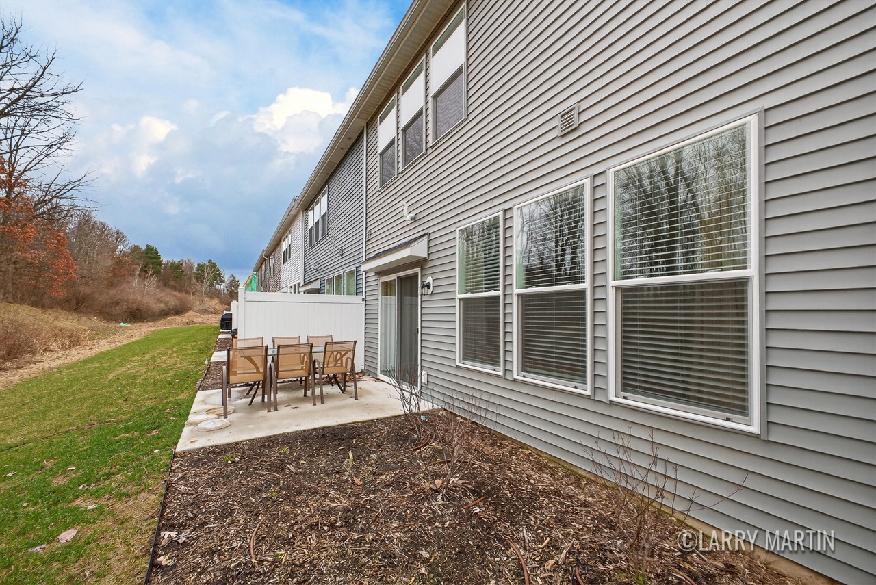 4802 Hidden River Avenue UNIT&nbsp;48, Grandville, MI, 49418-8824