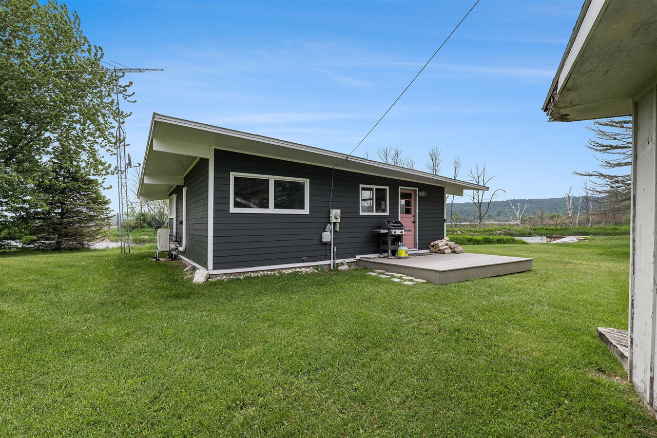 16864 Northwood Highway, Arcadia, MI, 49613-8705