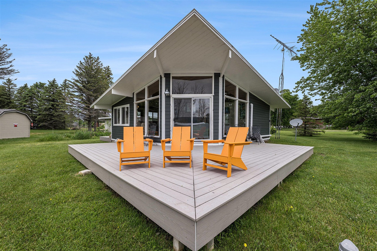 16864 Northwood Highway, Arcadia, MI, 49613-8705