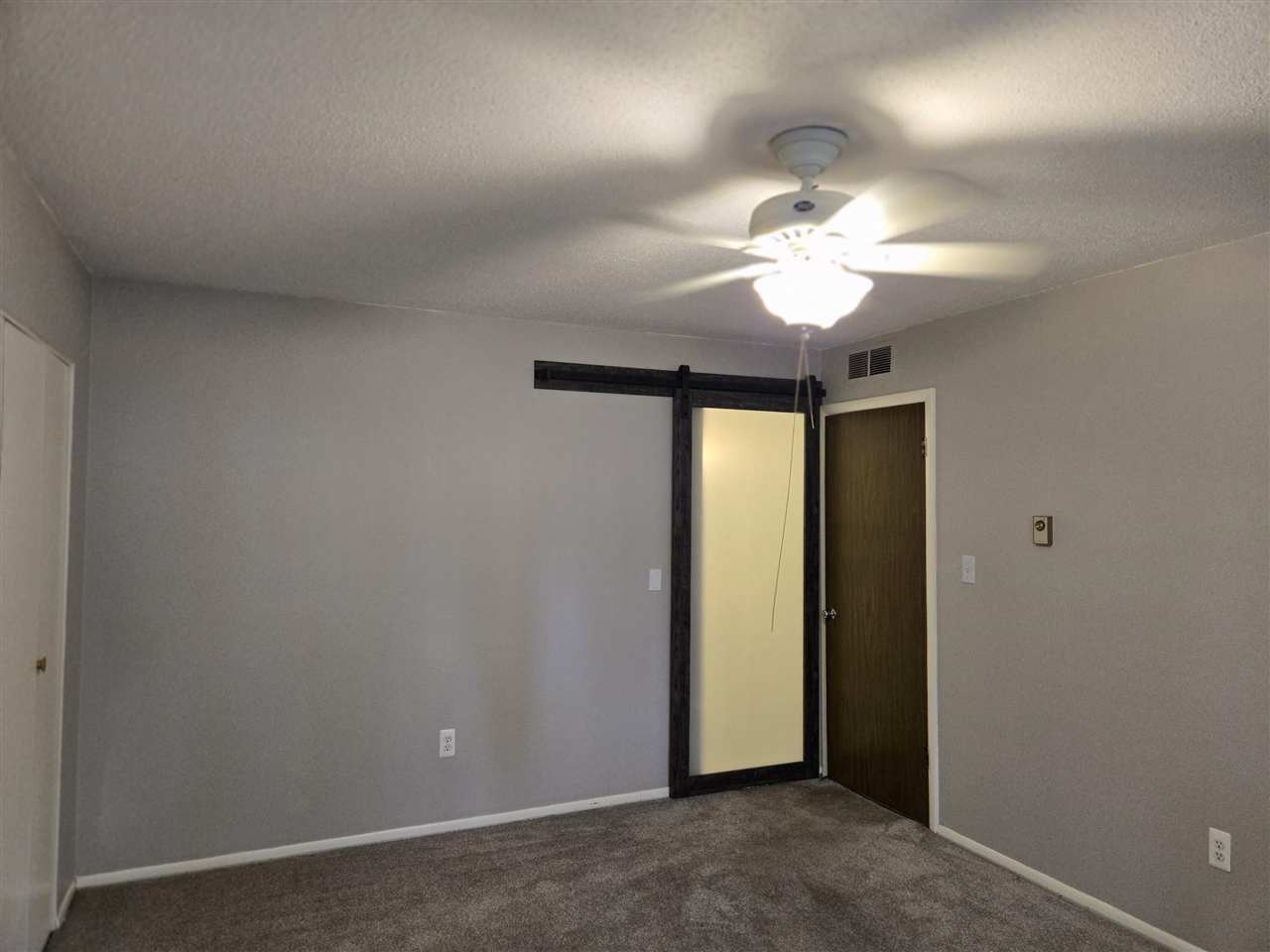 1512 Normandy Road UNIT&nbsp;105, Royal Oak, MI, 48073-2452