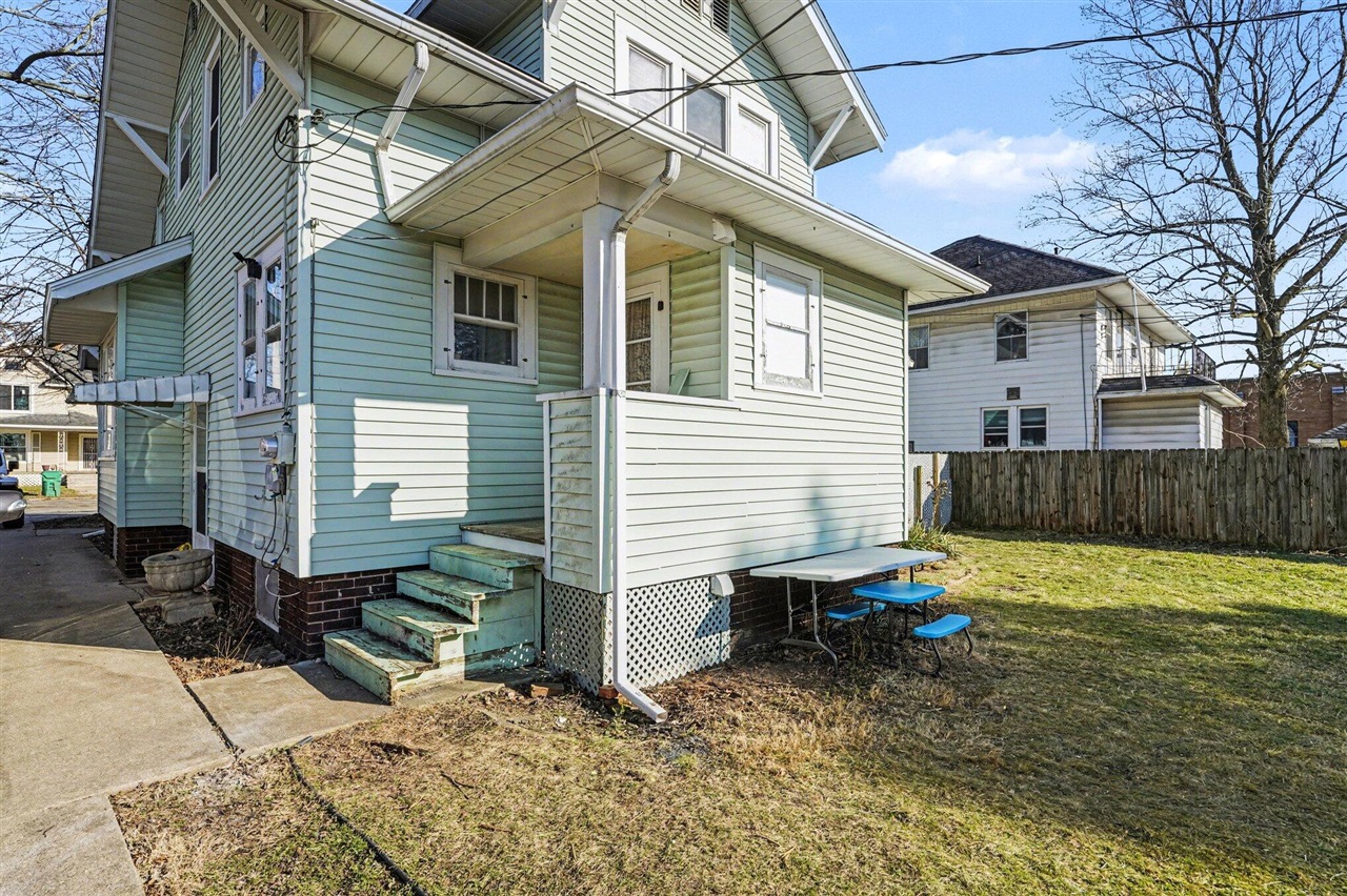 702 N Nottawa Street, Sturgis, MI, 49091