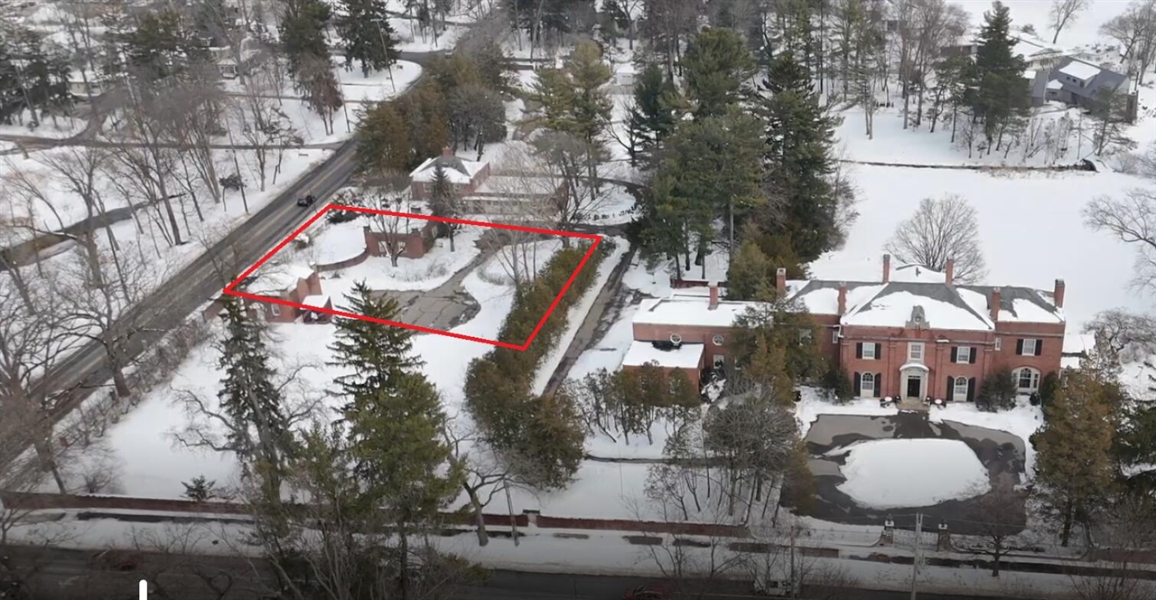 250 Plymouth Avenue, Grand Rapids, MI, 49506