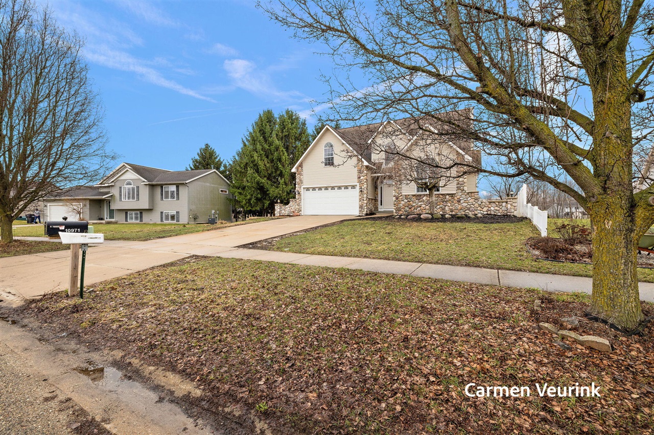 10971 Lance Avenue, Allendale, MI, 49401-7315