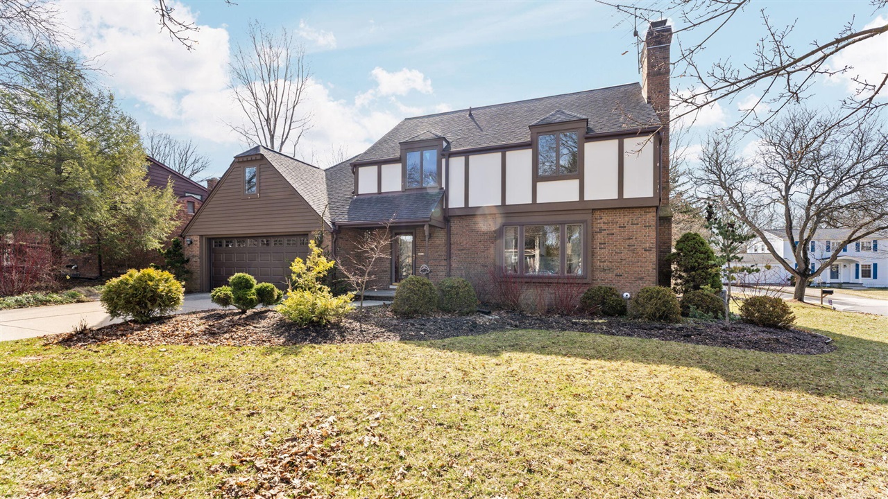 3540 Windemere Drive, Ann Arbor, MI, 48105-2842