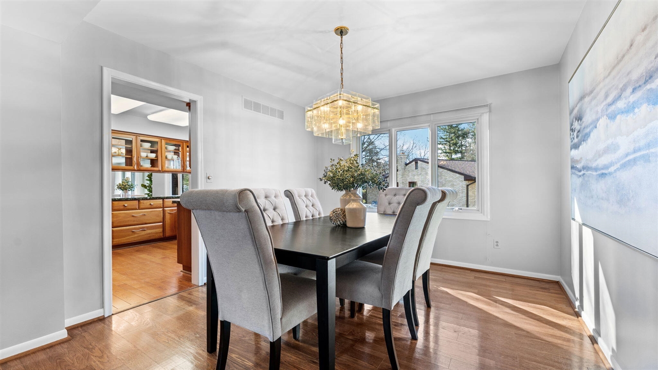 3540 Windemere Drive, Ann Arbor, MI, 48105-2842