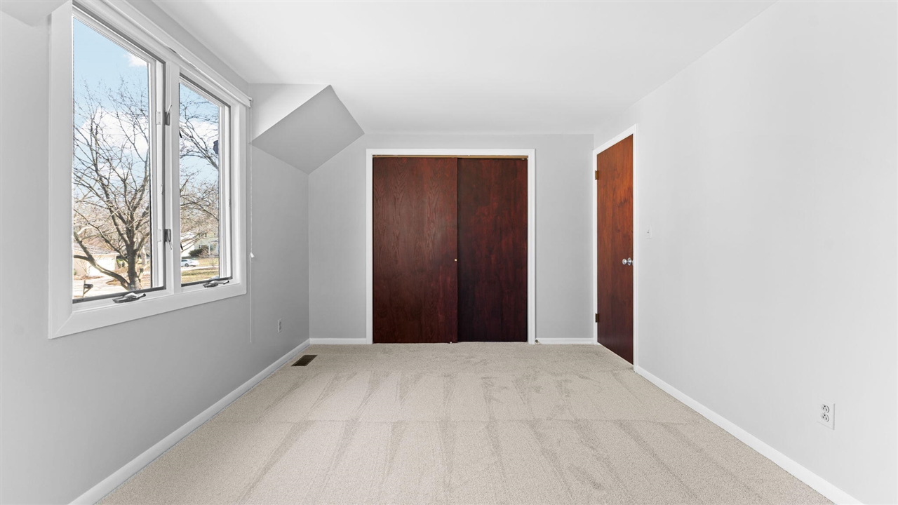 3540 Windemere Drive, Ann Arbor, MI, 48105-2842