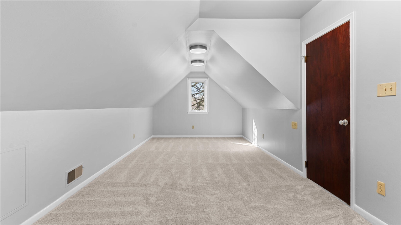 3540 Windemere Drive, Ann Arbor, MI, 48105-2842