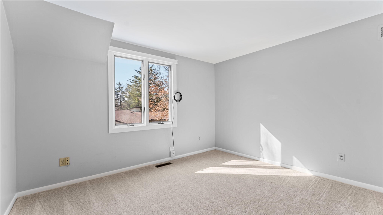 3540 Windemere Drive, Ann Arbor, MI, 48105-2842