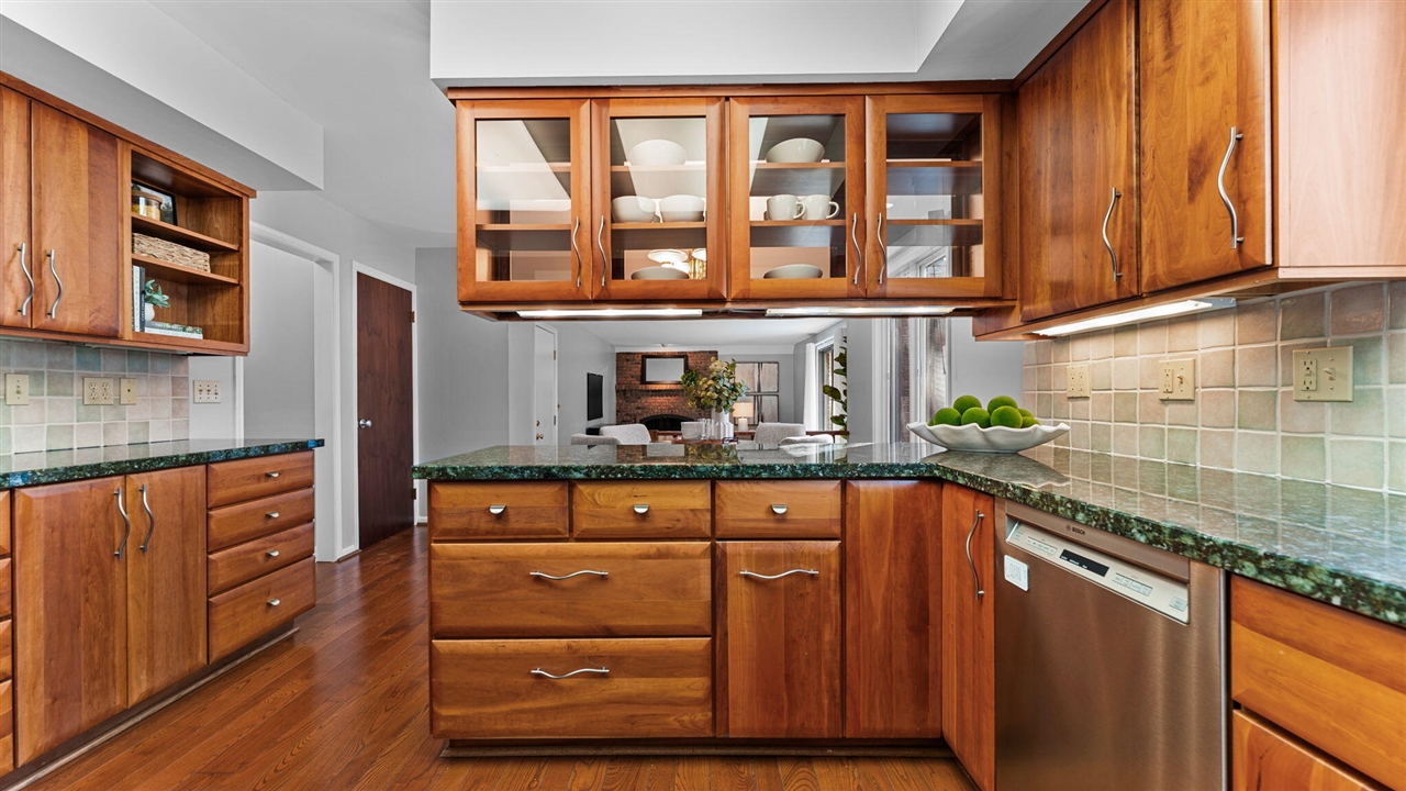 3540 Windemere Drive, Ann Arbor, MI, 48105-2842