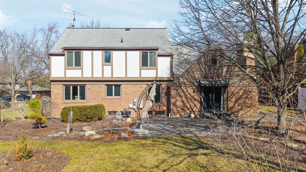 3540 Windemere Drive, Ann Arbor, MI, 48105-2842