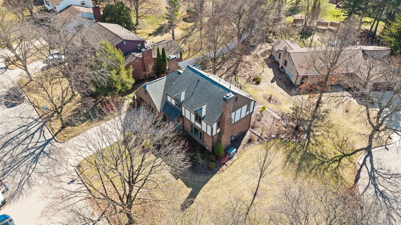 3540 Windemere Drive, Ann Arbor, MI, 48105-2842