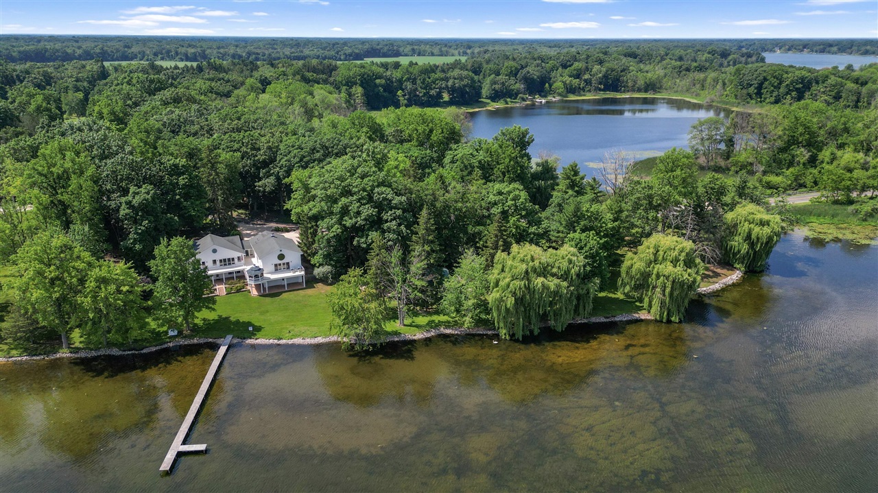 15665 Portage Road photo 2