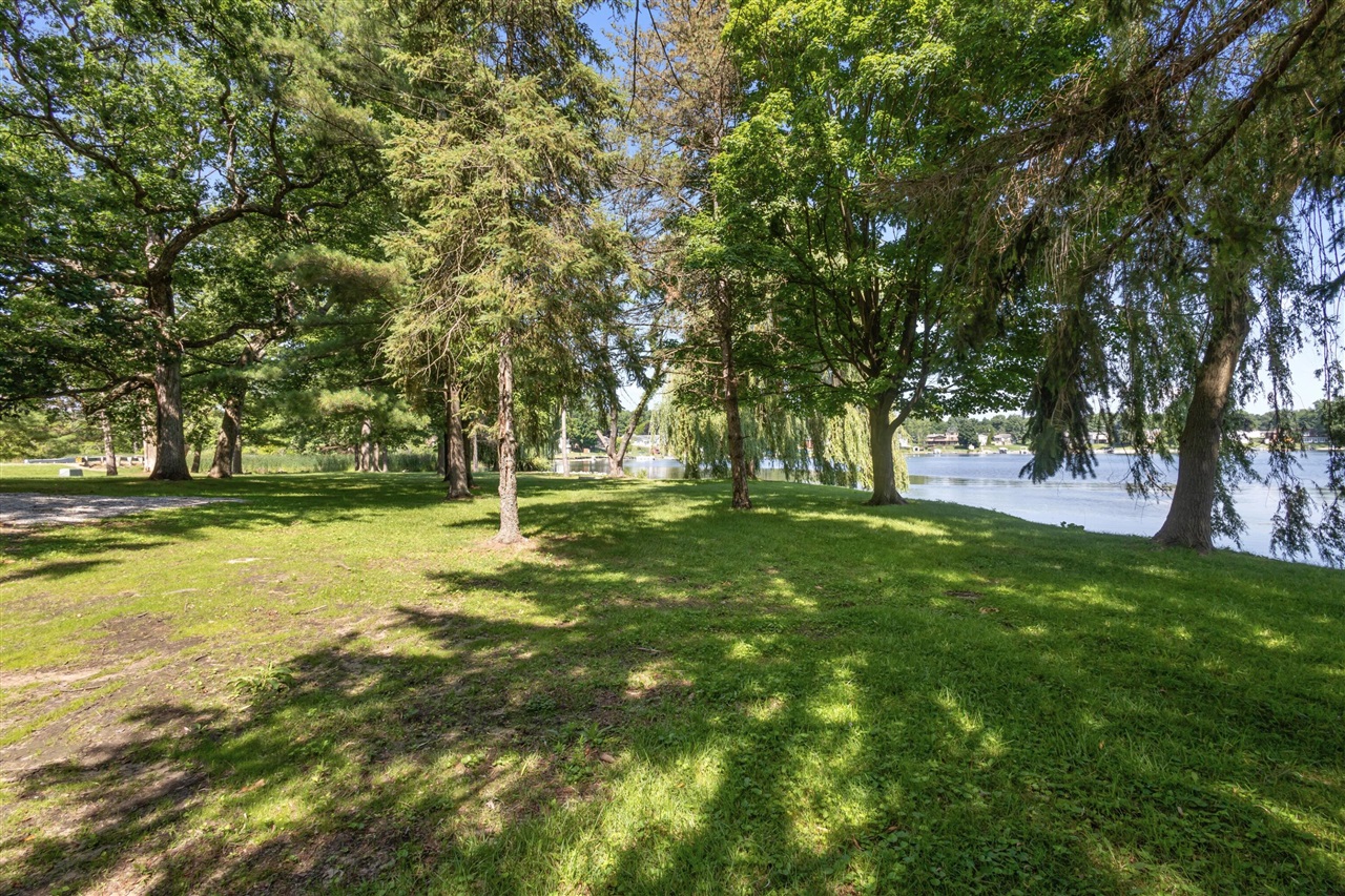 15665 Portage Road photo 17