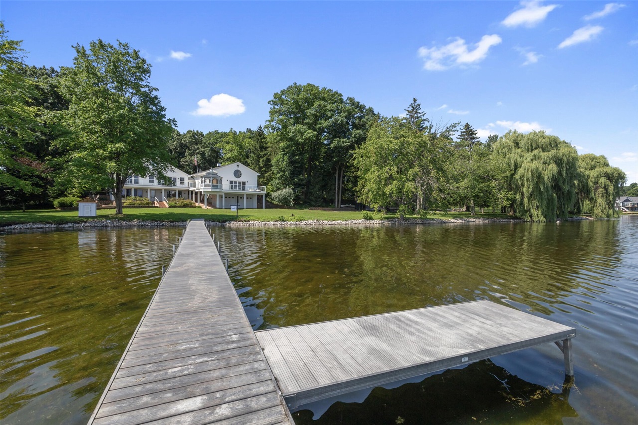 15665 Portage Road photo 6