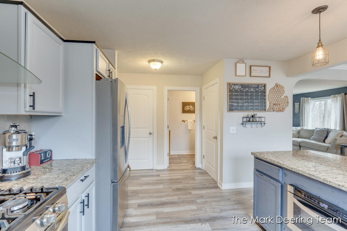 8471 45th Street, Ada, MI, 49301-9254