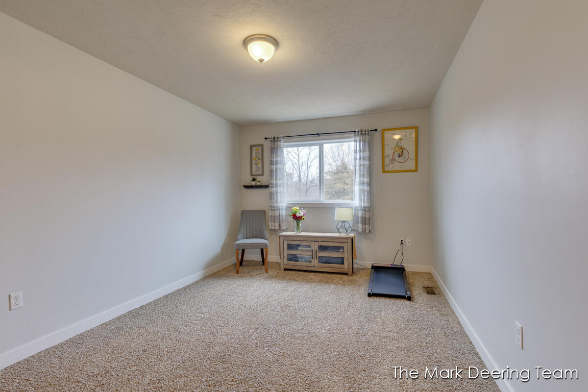 8471 45th Street, Ada, MI, 49301-9254