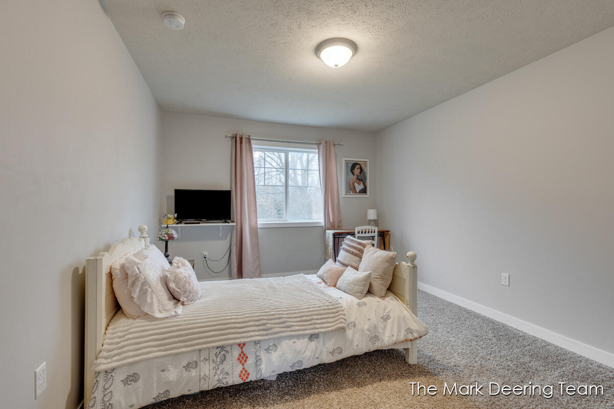 8471 45th Street, Ada, MI, 49301-9254