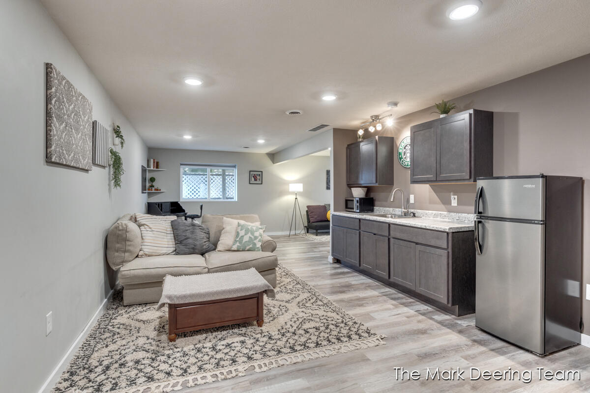 8471 45th Street, Ada, MI, 49301-9254