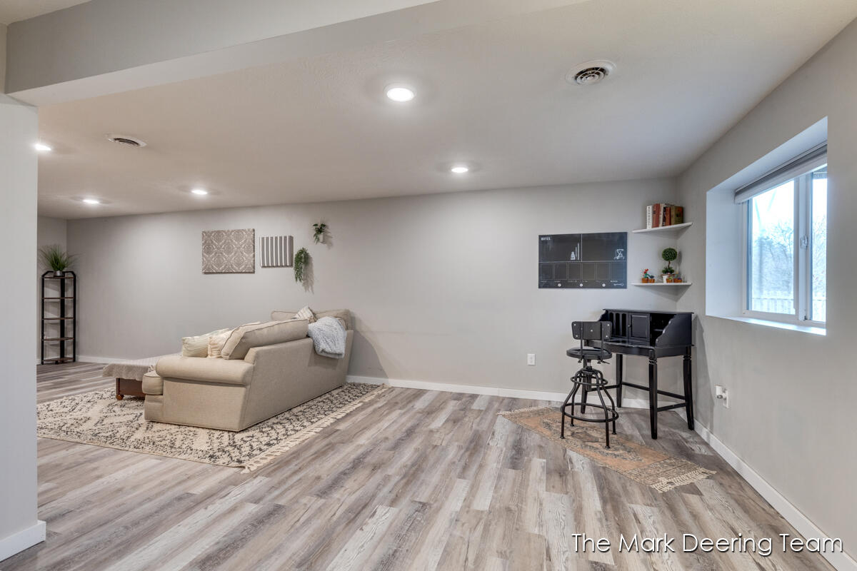 8471 45th Street, Ada, MI, 49301-9254