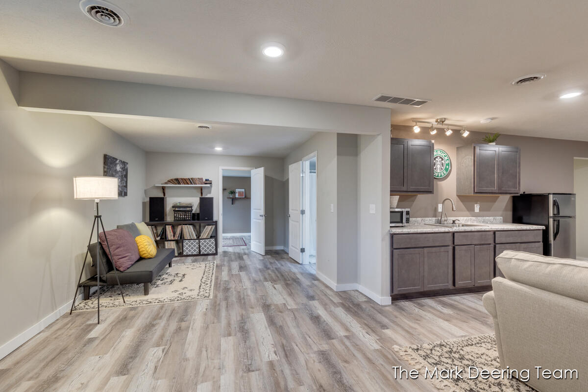 8471 45th Street, Ada, MI, 49301-9254