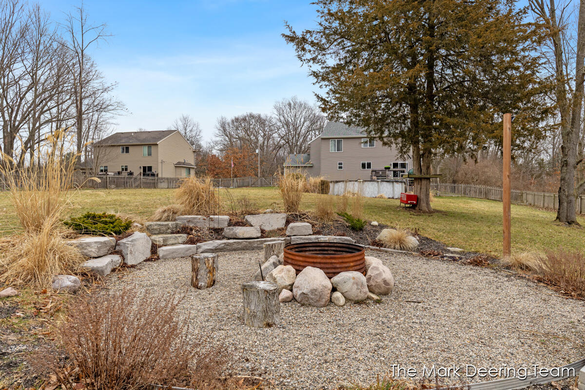 8471 45th Street, Ada, MI, 49301-9254