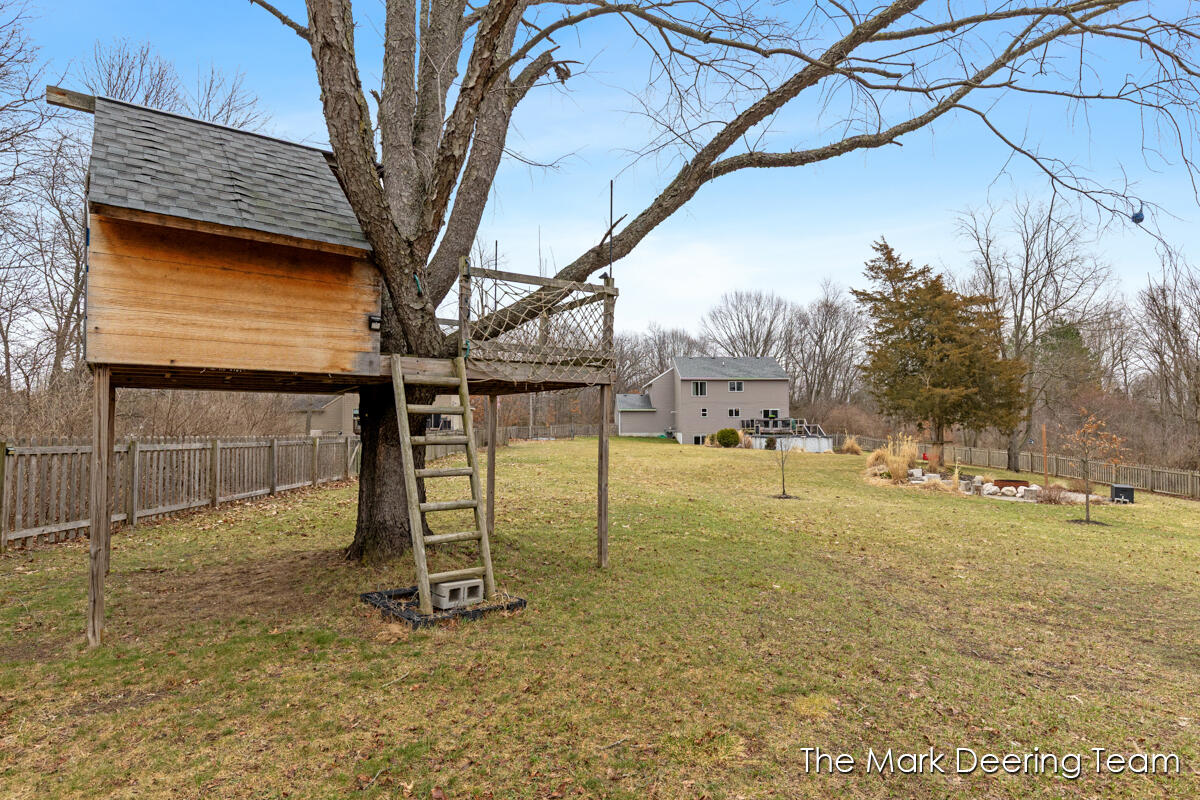 8471 45th Street, Ada, MI, 49301-9254