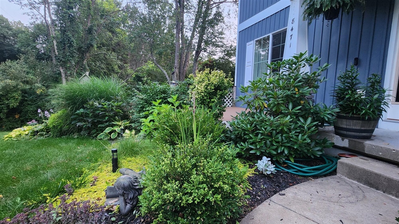 8471 45th Street, Ada, MI, 49301-9254