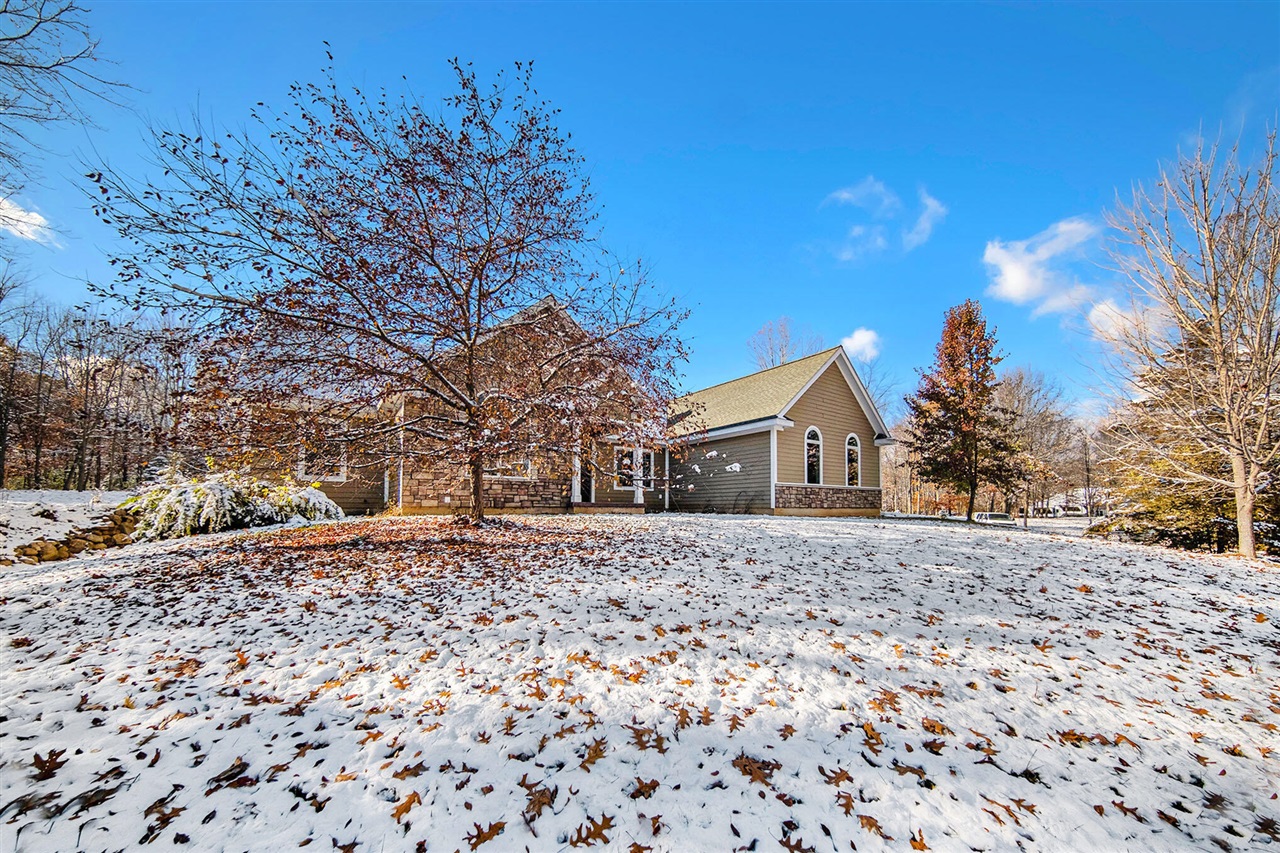 6820 Bowerman Road, Horton, MI, 49246-9511