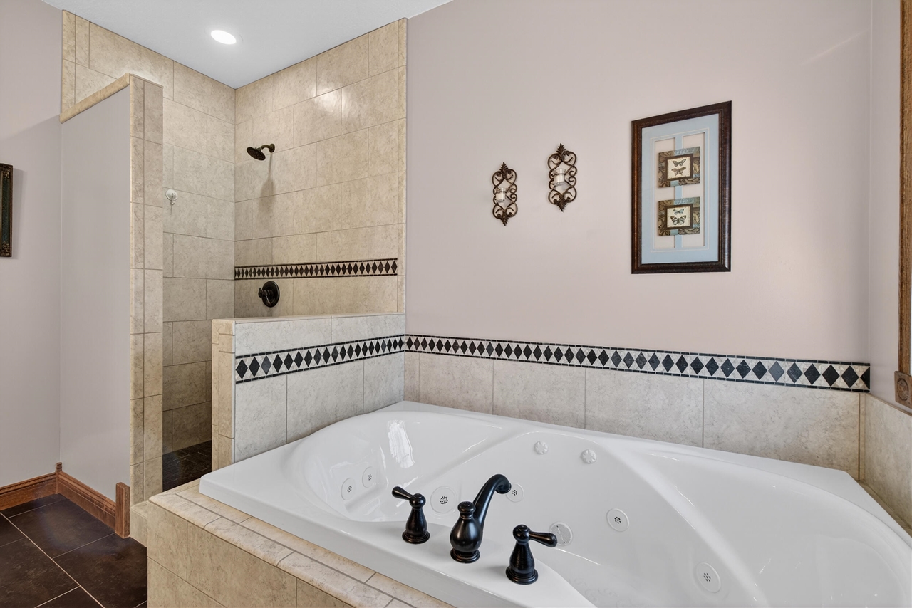 6820 Bowerman Road, Horton, MI, 49246-9511