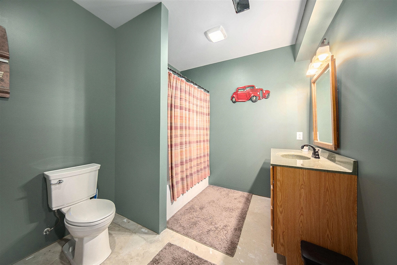 6820 Bowerman Road, Horton, MI, 49246-9511