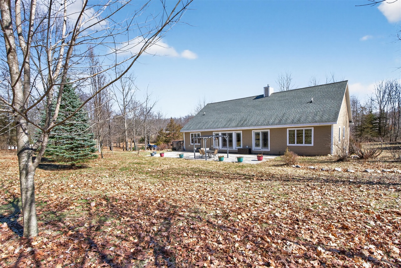 6820 Bowerman Road, Horton, MI, 49246-9511
