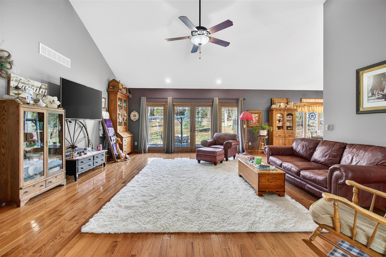 6820 Bowerman Road, Horton, MI, 49246-9511